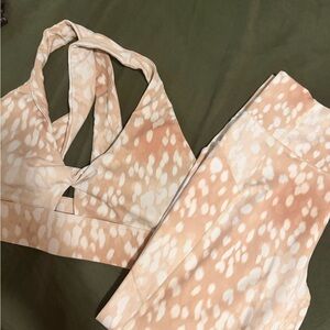 Fabletics Cream and Tan Leggings Set